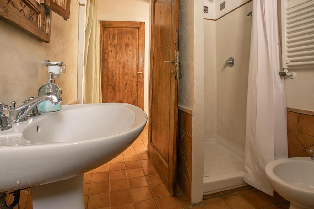 Photo of Bathroom in Pescia Fiorentina
