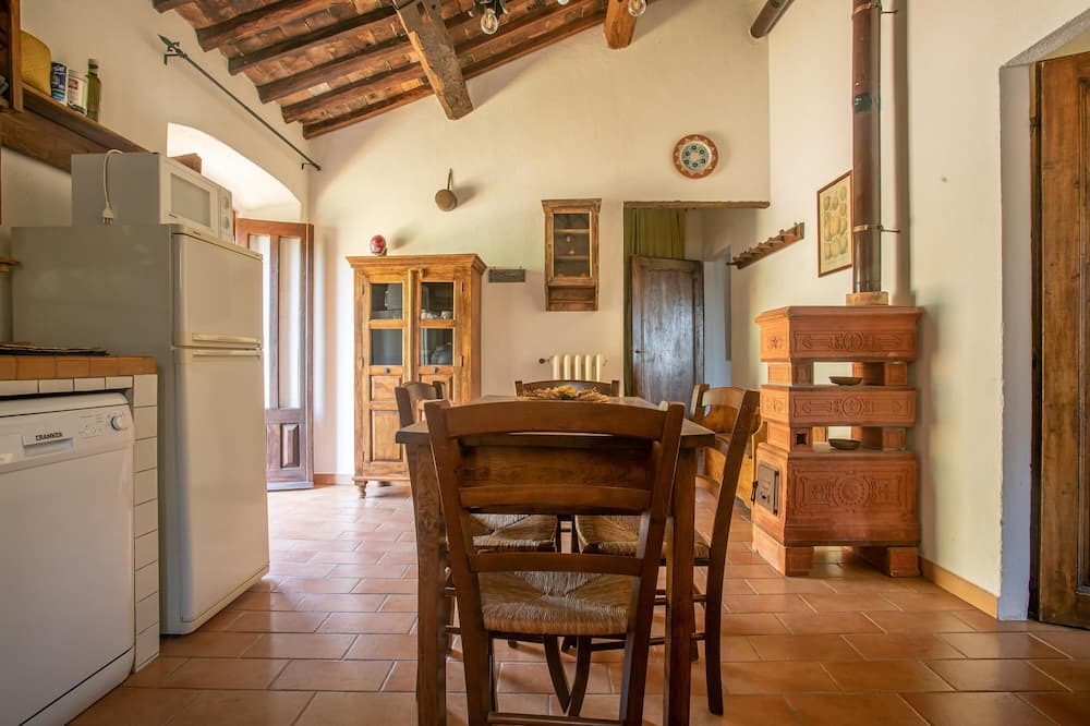 Photo of Kitchen in Pescia Fiorentina