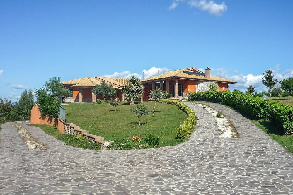 Photo of Outdoor in Castelnuovo di Porto