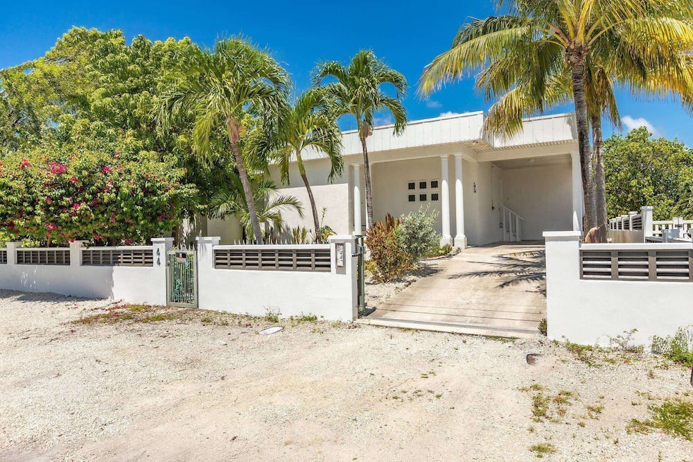 Photo of Others in Big Coppitt Key