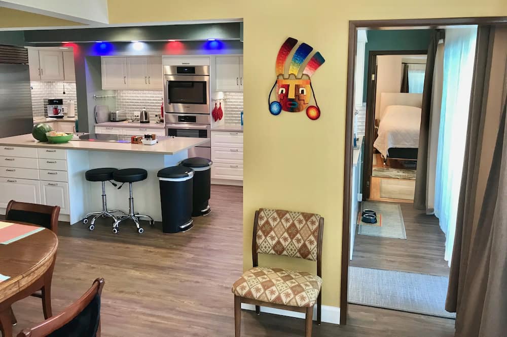 Photo of Bedroom in Lakewood Village