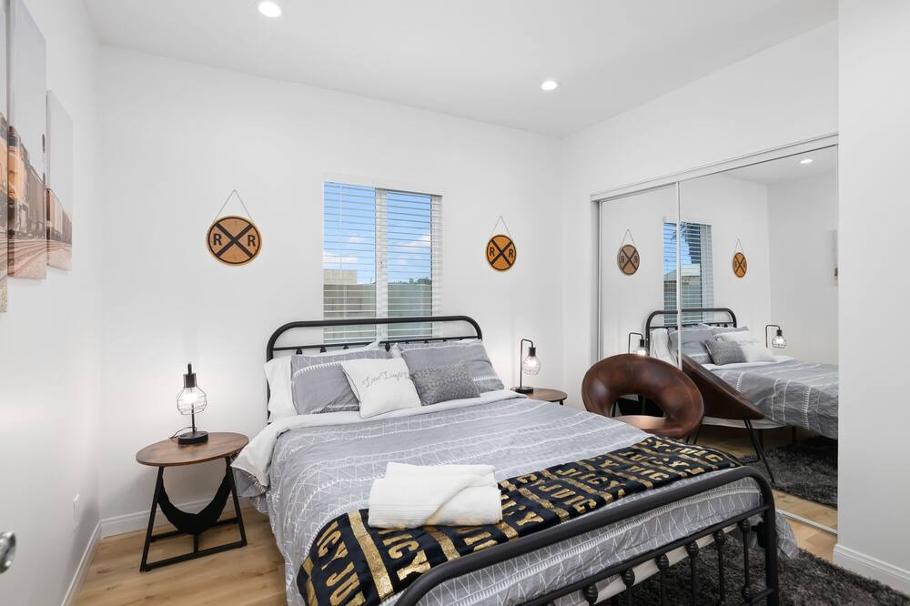 Photo of Bedroom in Westmont