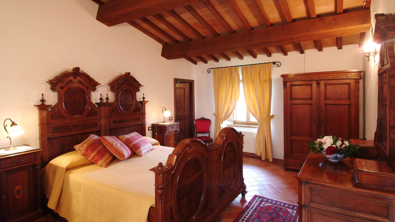 Photo of Others in Pienza