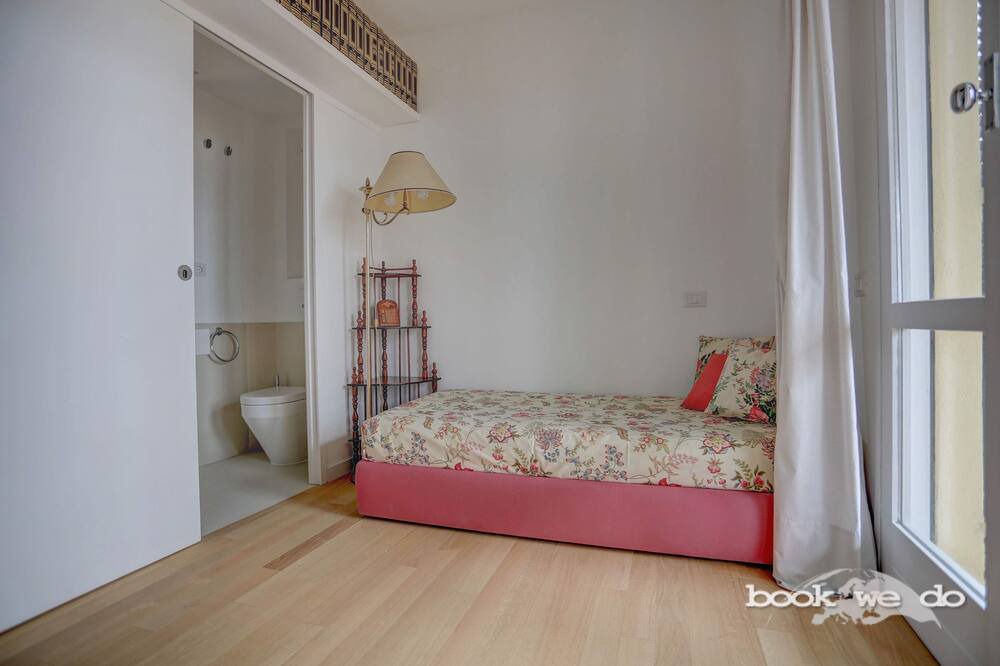 Photo of Bedroom in Parioli