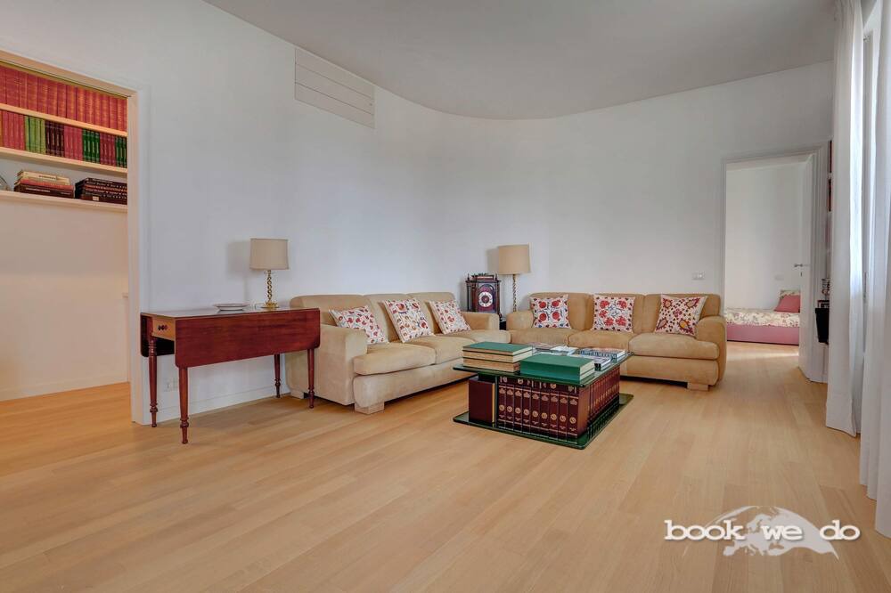 Photo of Livingroom in Parioli
