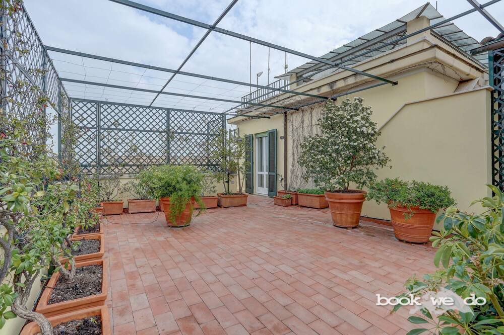 Photo of Patio Balcony in Parioli