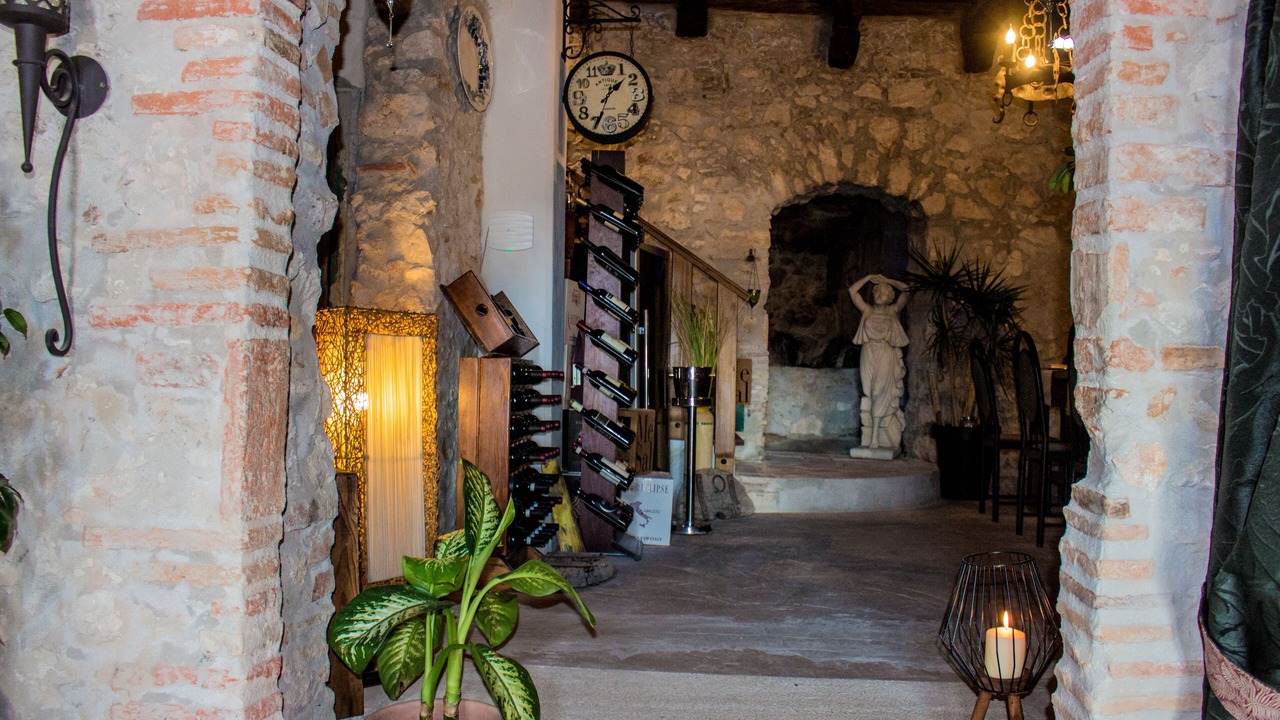 Photo of Others in Moricone
