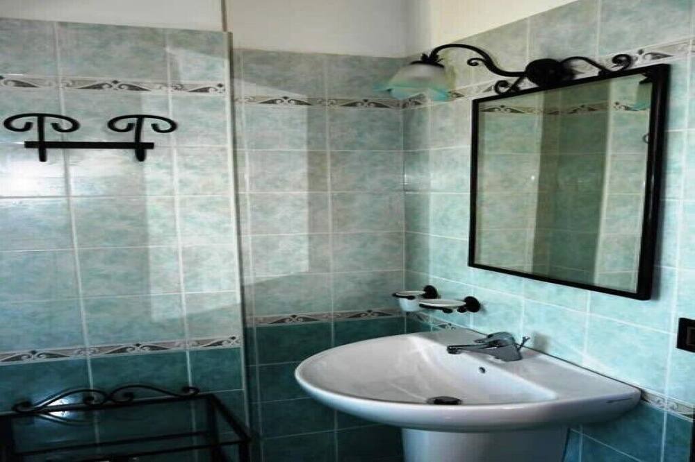 Photo of Bathroom in Lidarno