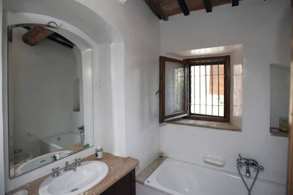 Photo of Bathroom in Pienza