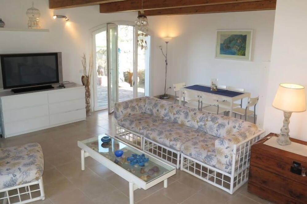 Photo of Bedroom in Patresi