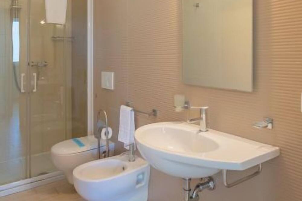 Photo of Bathroom in Roseto degli Abruzzi