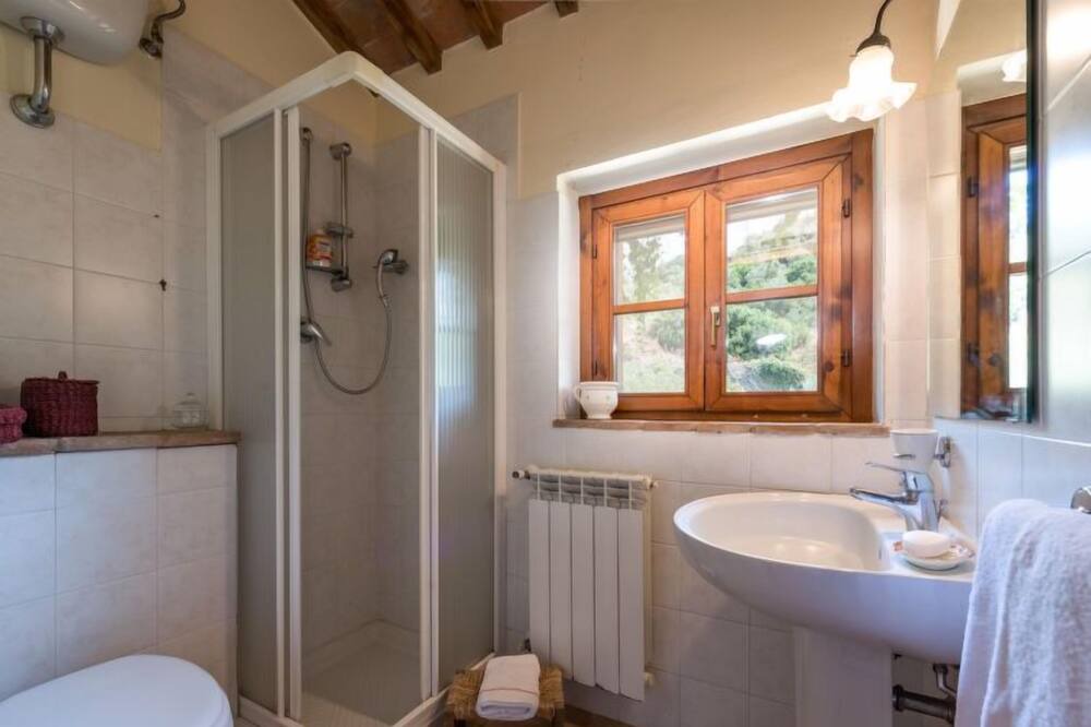 Photo of Bathroom in Campagnatico