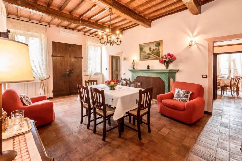 Photo of Livingroom in Popoltaio-Schiacciato