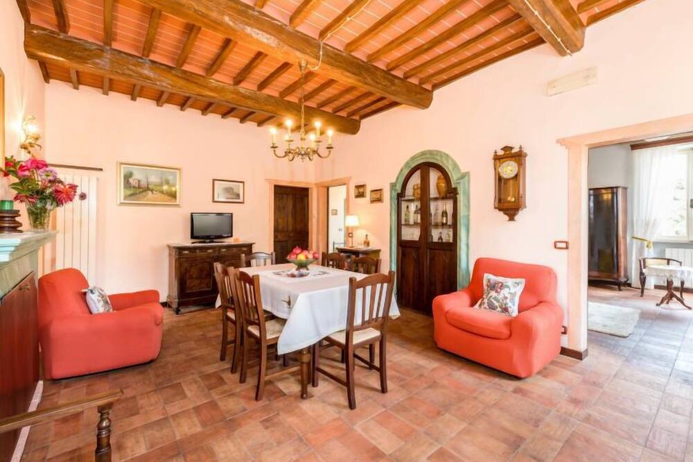 Photo of Livingroom in Popoltaio-Schiacciato