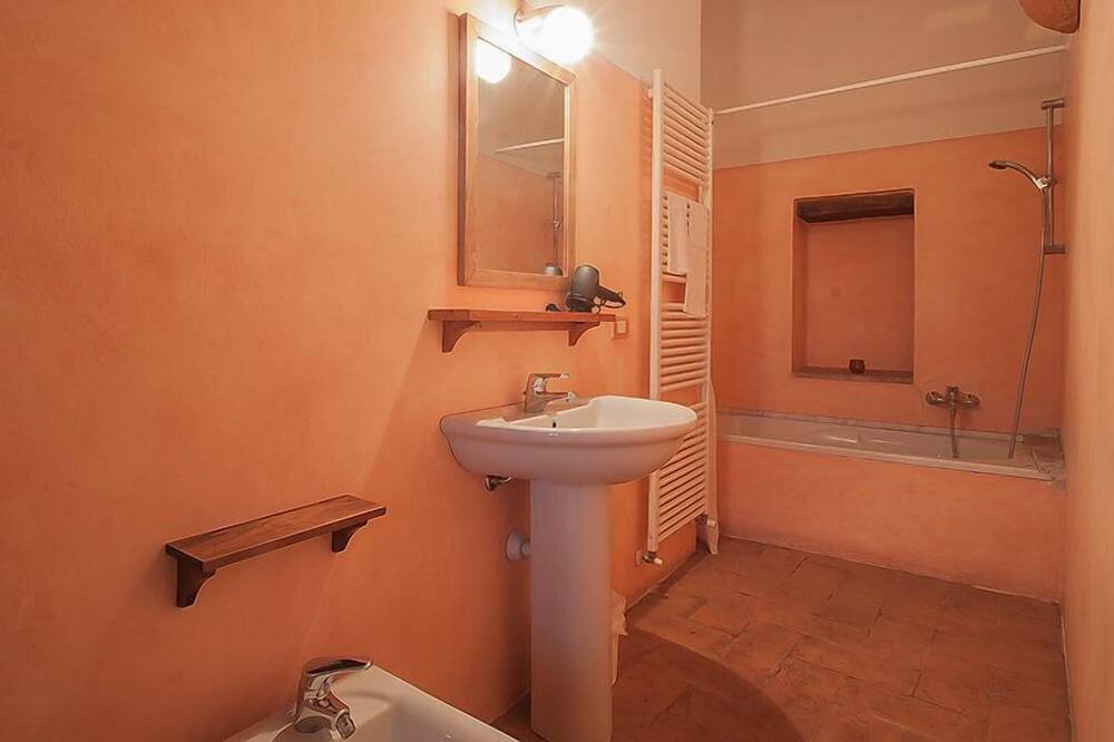 Photo of Bathroom in Castiglione della Valle