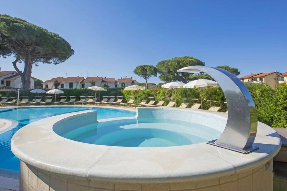 Photo of Outdoor in Mazzanta