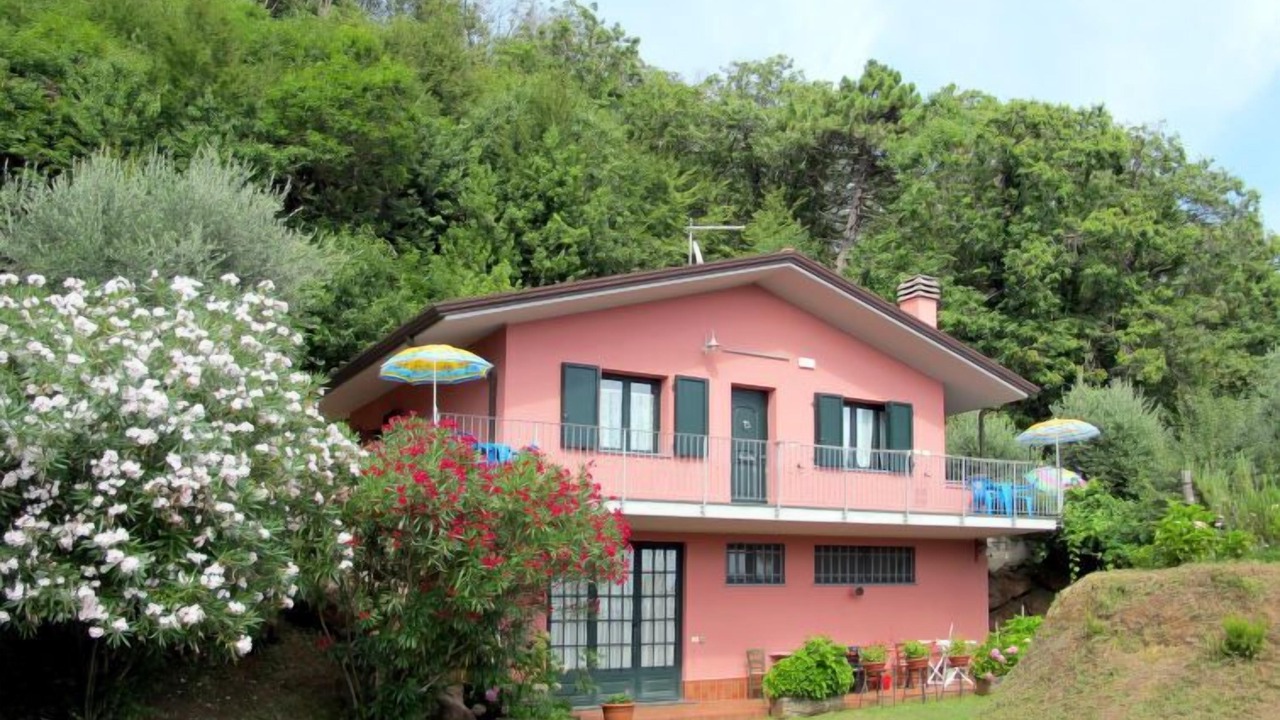 Photo of Outdoor in Massa