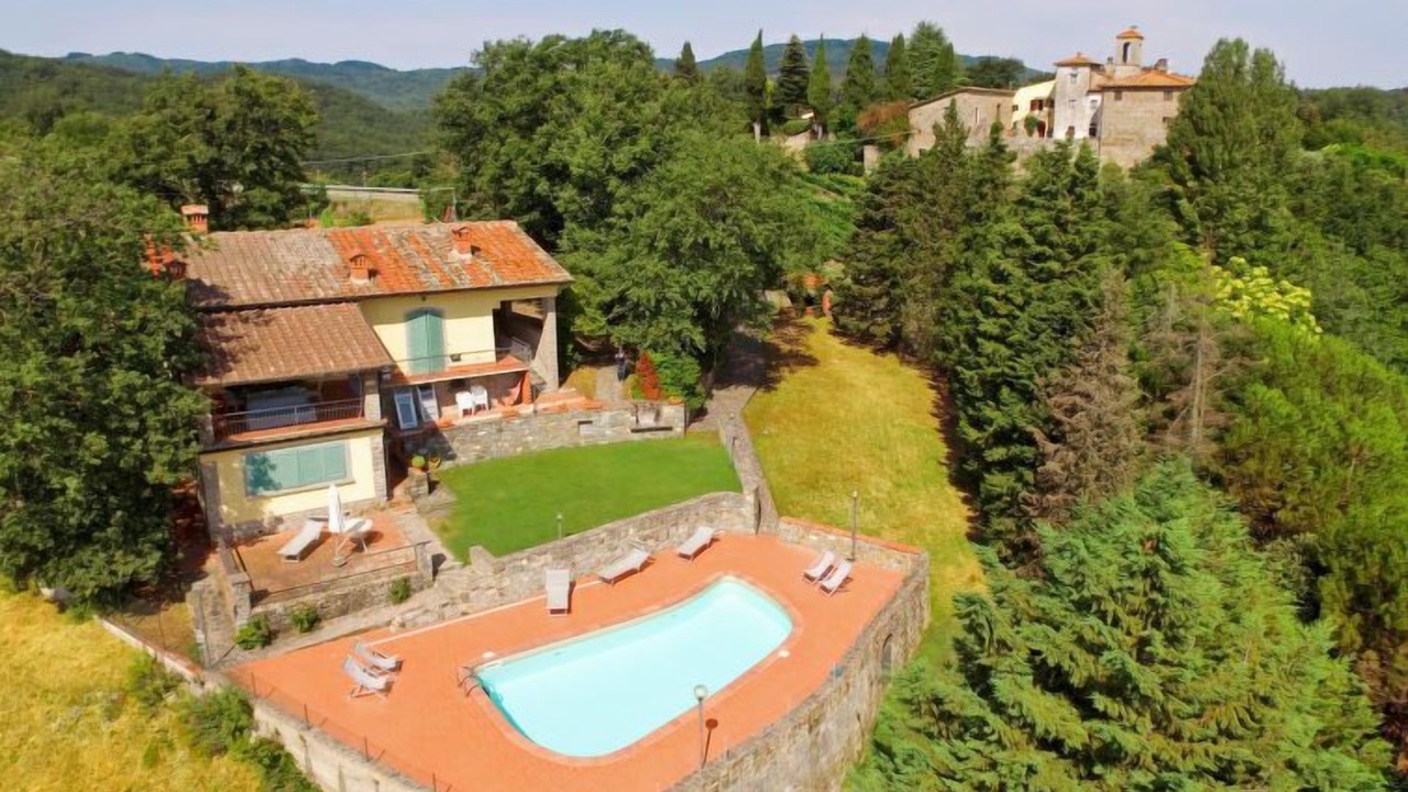 Photo of Outdoor in Neri