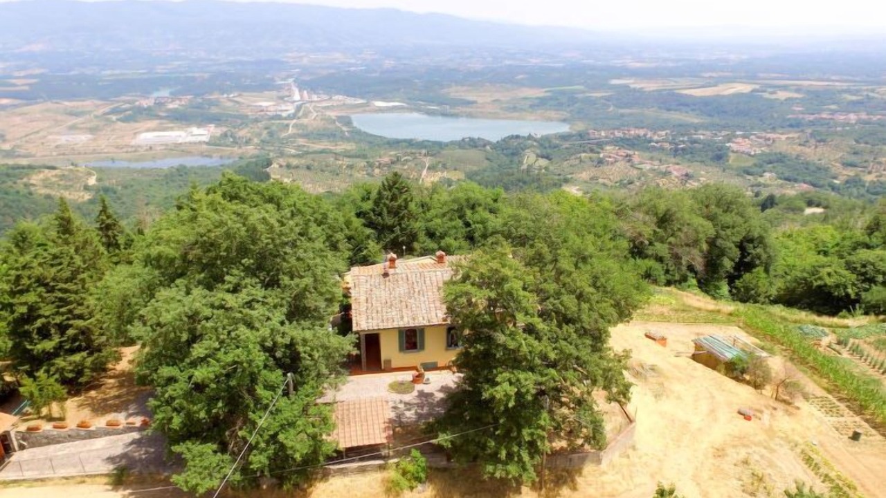 Photo of Outdoor in Neri