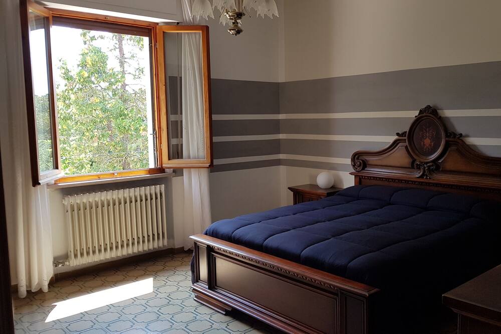 Photo of Bedroom in Torrenieri