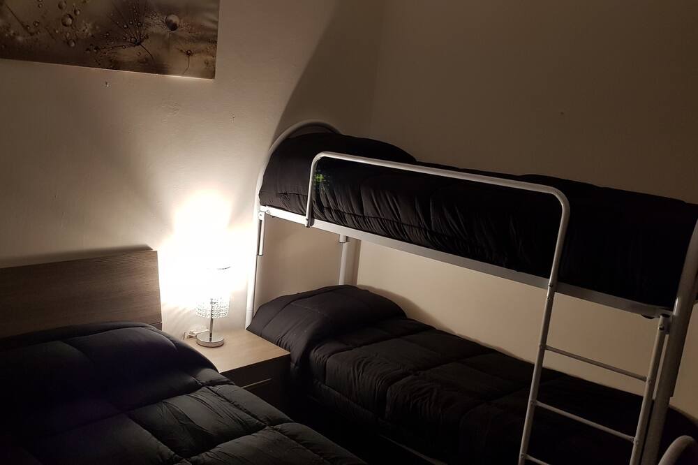 Photo of Bedroom in Torrenieri