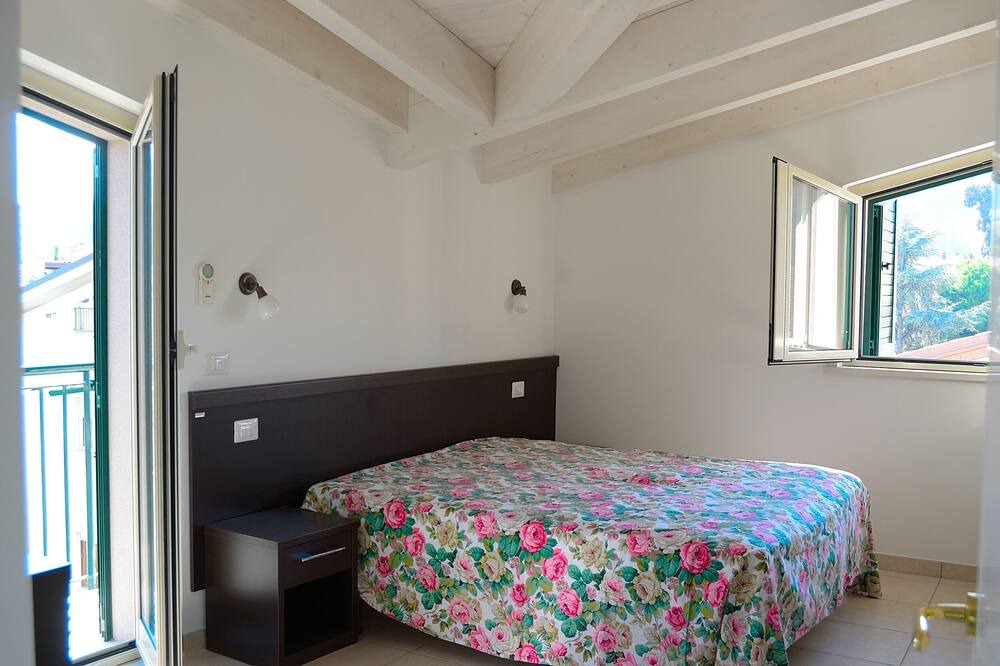 Photo of Bedroom in Roseto degli Abruzzi