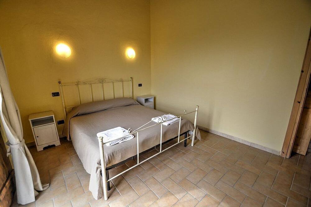 Photo of Bedroom in Tarano