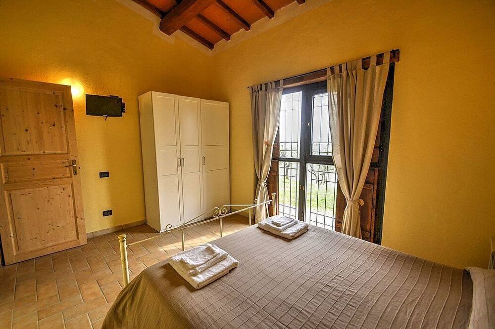 Photo of Bedroom in Tarano