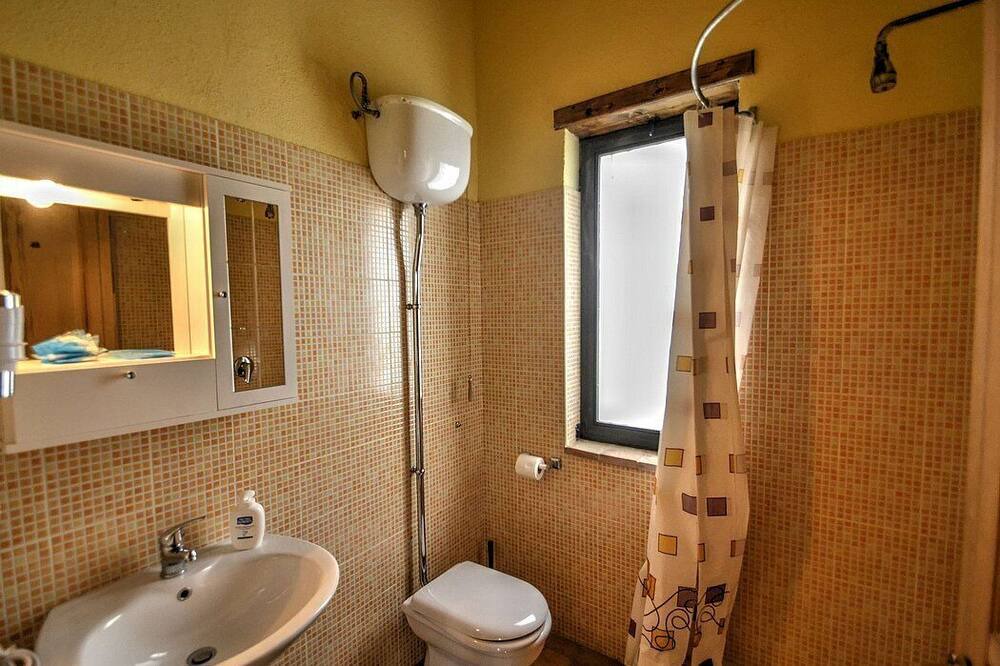 Photo of Bathroom in Tarano