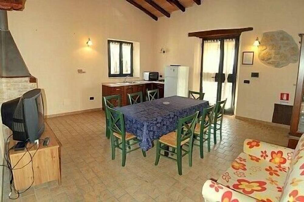 Photo of Livingroom in Tarano