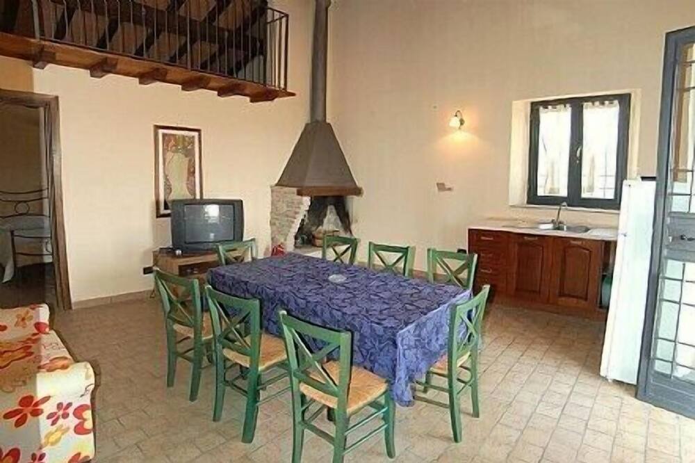 Photo of Kitchen in Tarano
