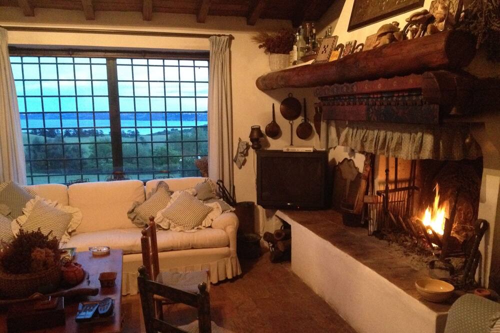 Photo of Livingroom in Sutri