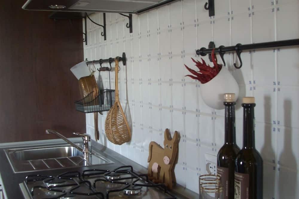 Photo of Kitchen in Amelia