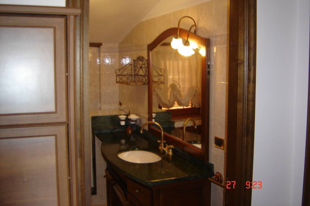 Photo of Bathroom in Passo Corese