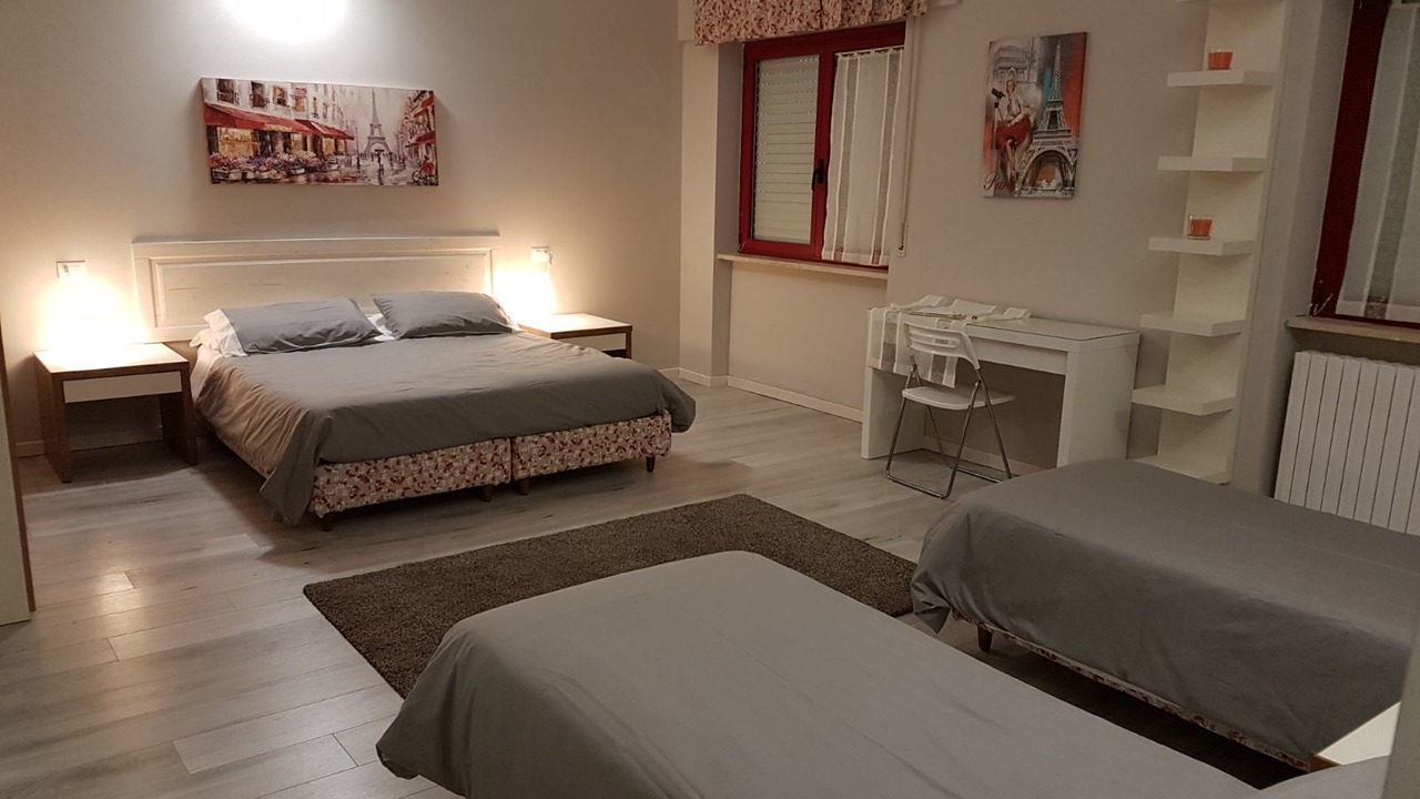 Photo of Bedroom in Collelongo