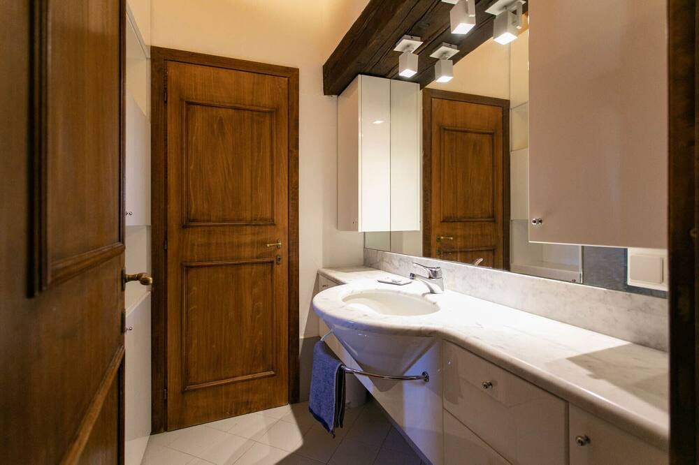 Photo of Bathroom in Sogna