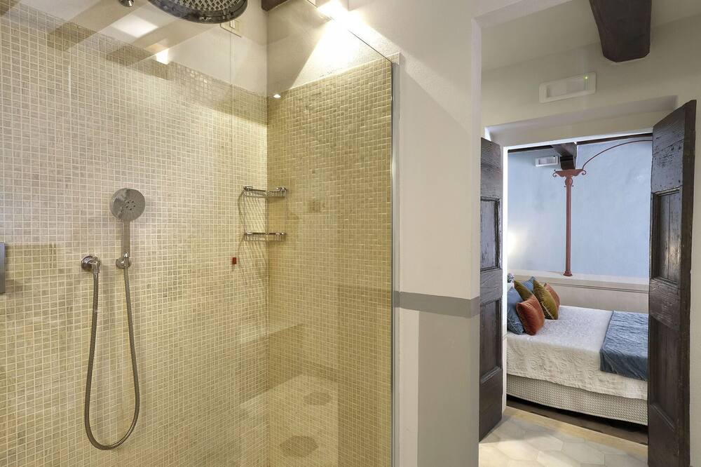 Photo of Bathroom in Sodo