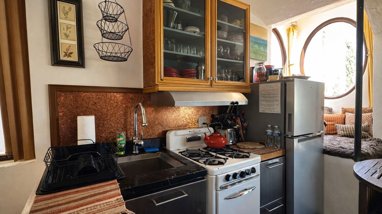 Photo of Kitchen in East Hollywood