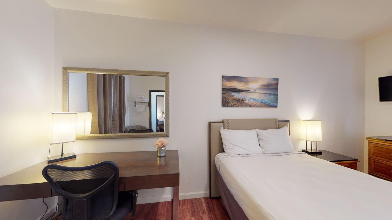 Photo of Bathroom in Harbor