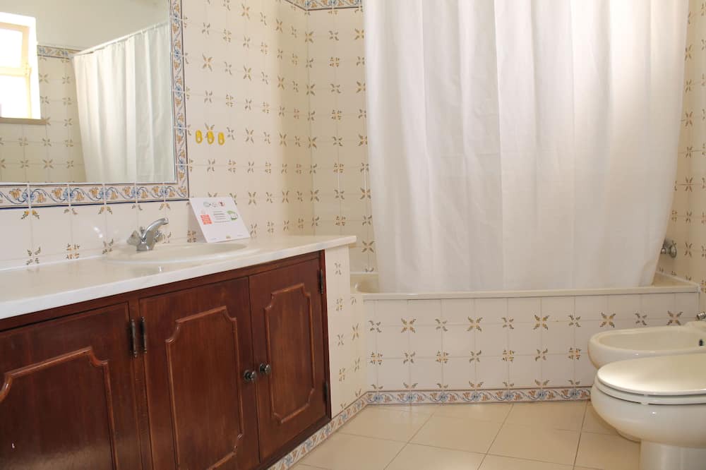 Photo of Bathroom in Sesmarias