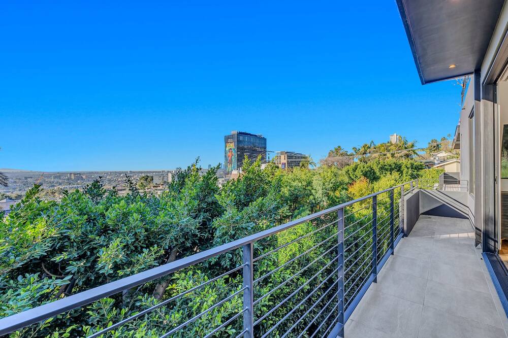 Photo of Outdoor in Hollywood