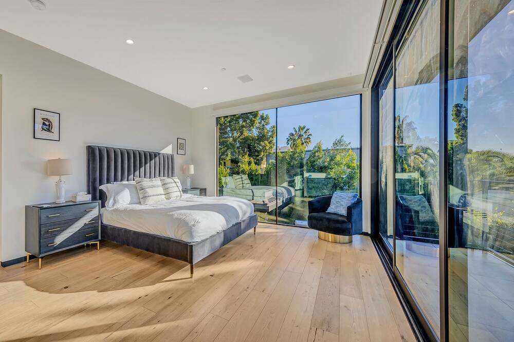 Photo of Bedroom in Hollywood