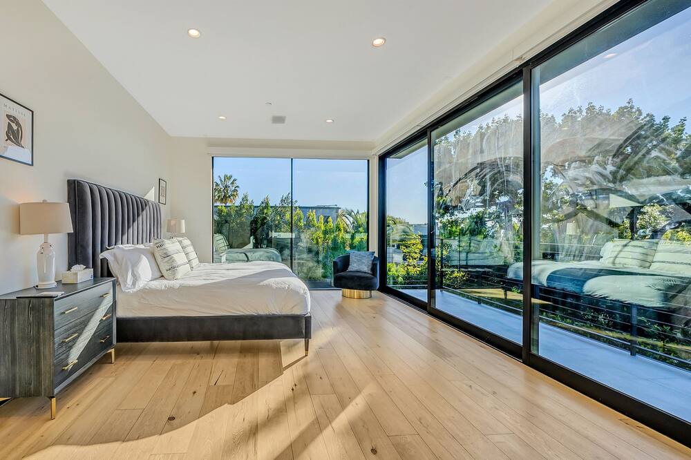 Photo of Bedroom in Hollywood