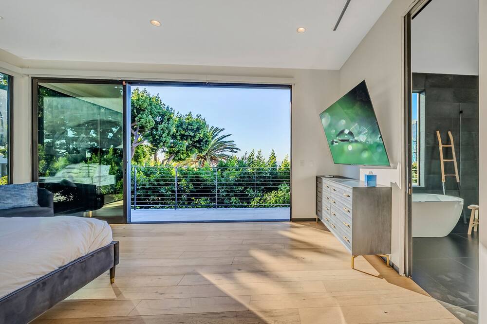 Photo of Bedroom in Hollywood