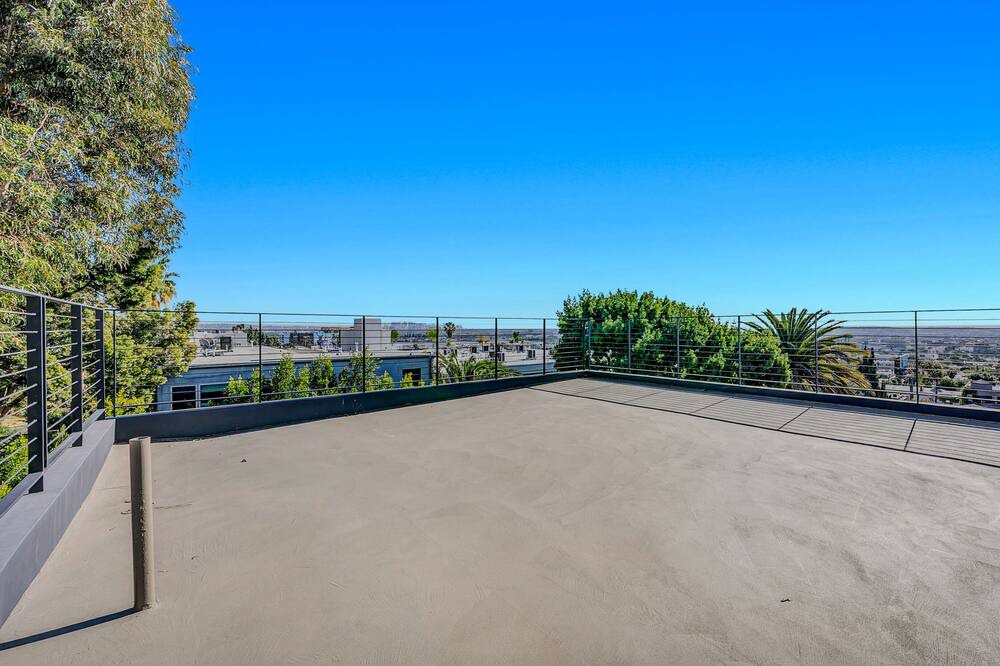 Photo of Outdoor in Hollywood