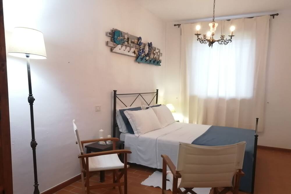 Photo of Bedroom in Bibbona