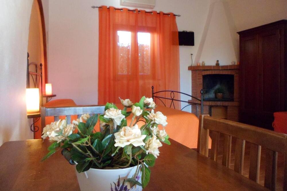 Photo of Livingroom in Pescia Romana