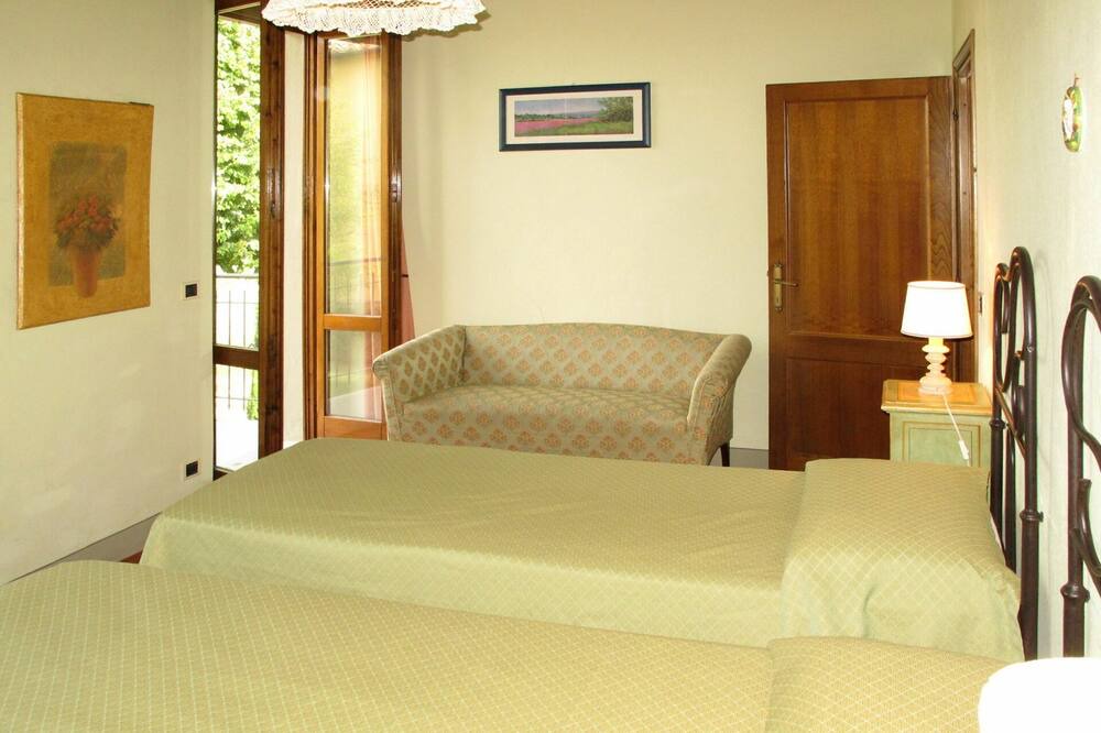 Photo of Bedroom in Monteriggioni