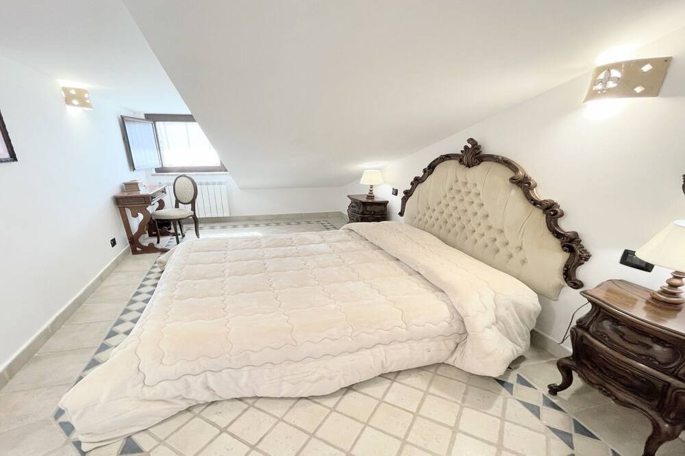 Photo of Bedroom in Montefiascone