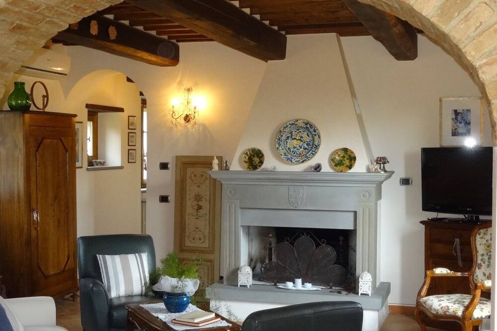 Photo of Livingroom in Mercatale di Cortona